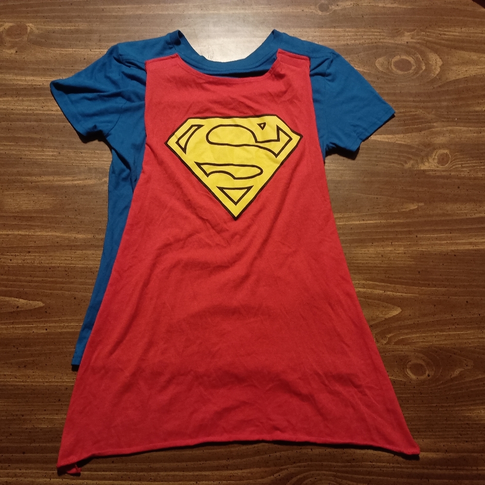 SUPERGIRL T-SHIRT WITH CAPE - Small // Cosplay Costume Tee Shirt DC Comics Hero - Picture 8 of 14